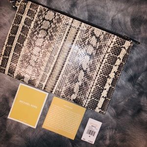 MICHAEL MICHAEL KORS- XL Snakeskin Clutch